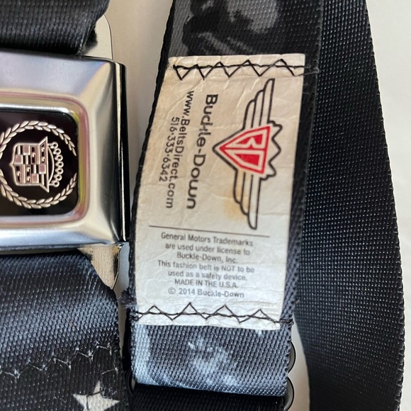 Buckle-Down Adjustable Belt USA California Republic Bear with Cadillac Buckle - Picture 3 of 10